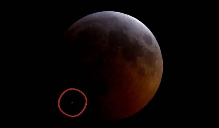 Watch a meteoroid slam into the moon during the super blood wolf eclipse!